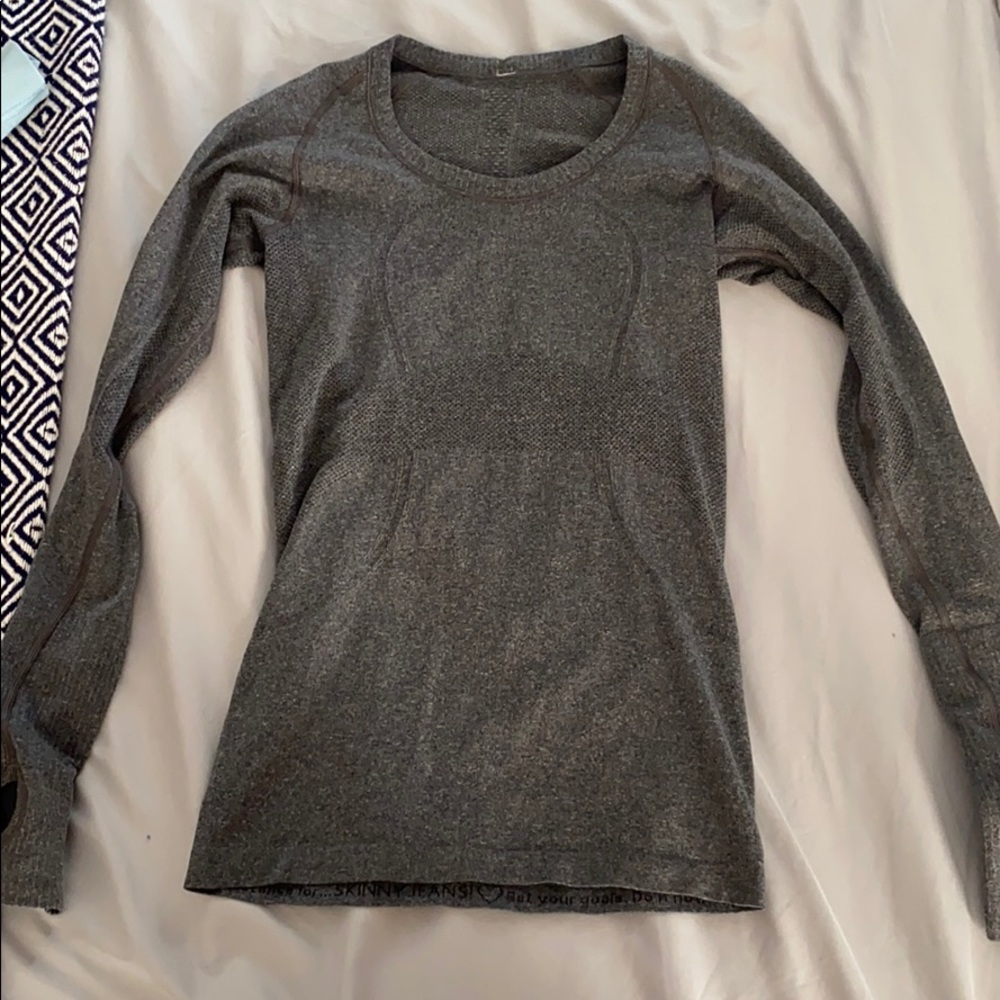 Lululemon shirt